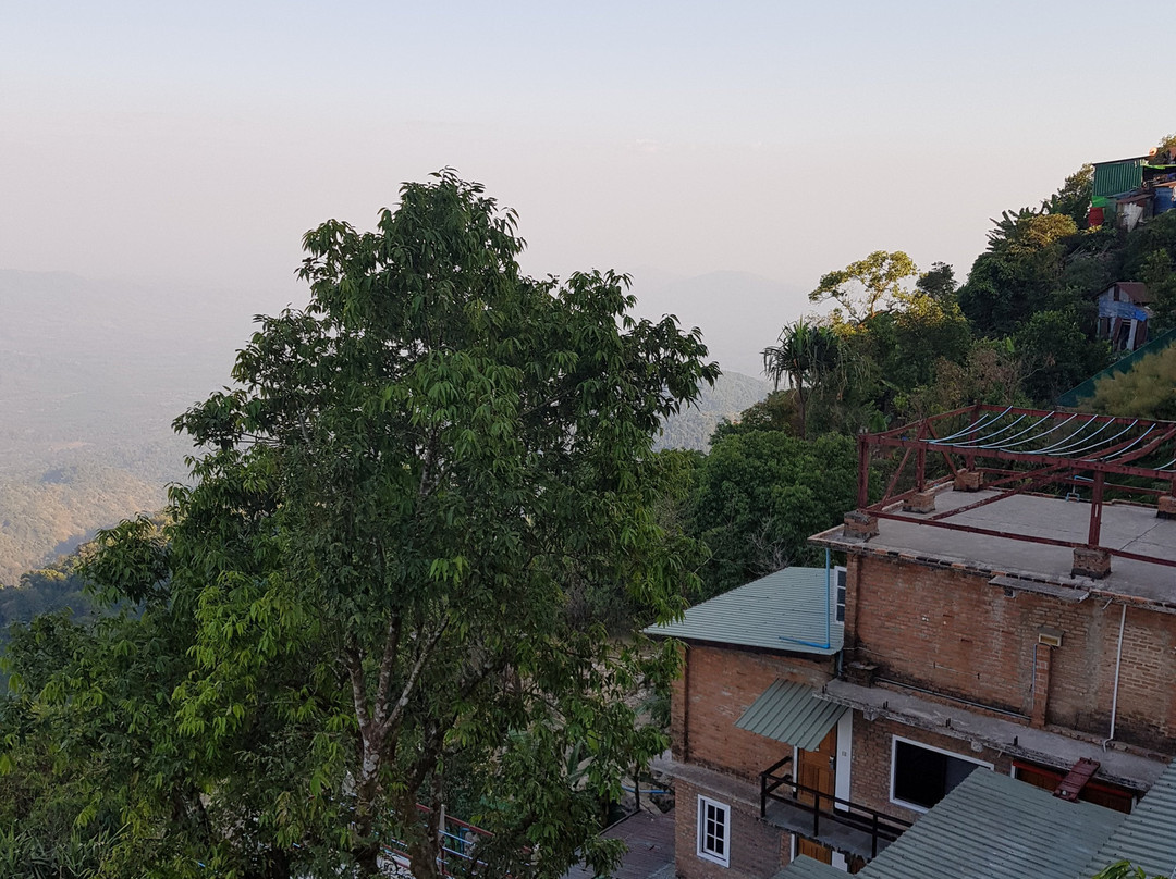 Mountain Top Hotel主图