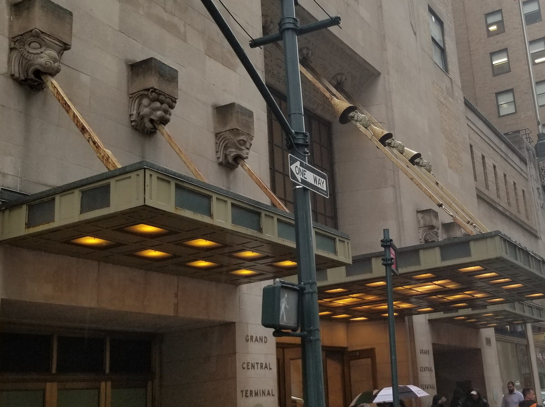 Graybar Electric Building (Graybar Rats)-纽约市必去景点