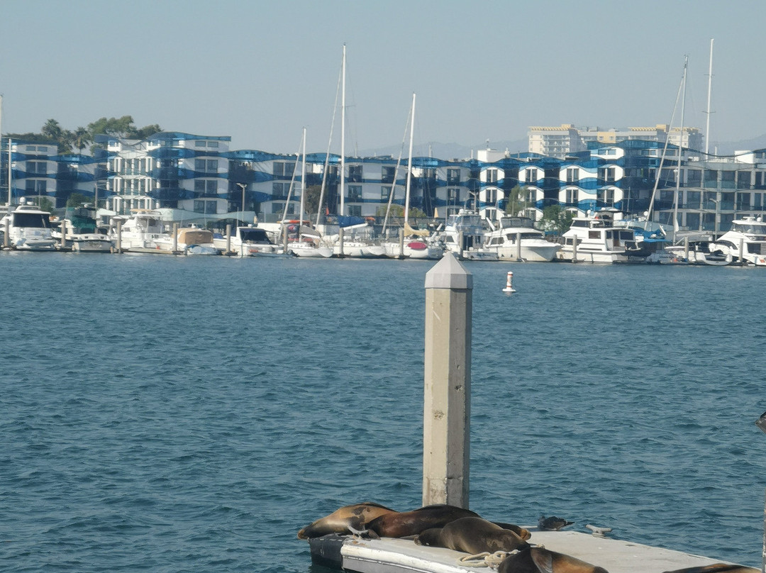 渔人村-玛丽安德尔湾必去景点