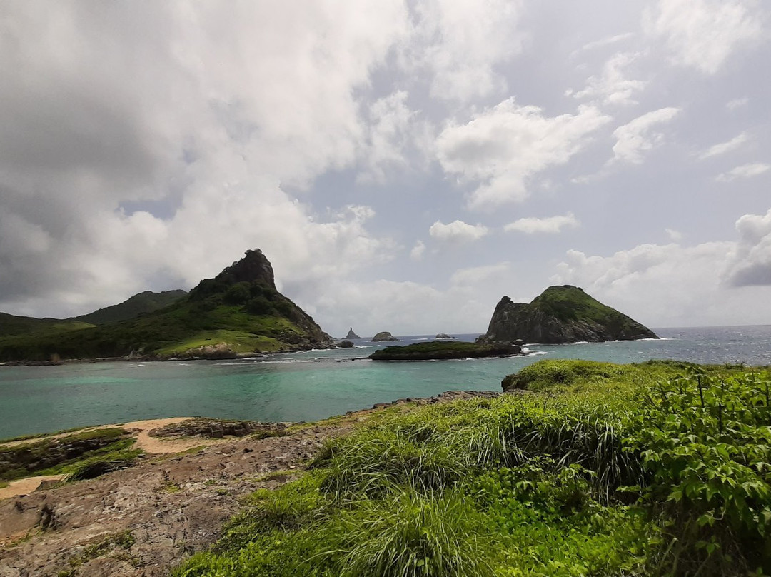 Ponta das Caracas-费尔南多-迪诺罗尼亚群岛必去景点
