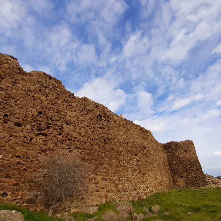 Castle of Volissos-Volissos必去景点