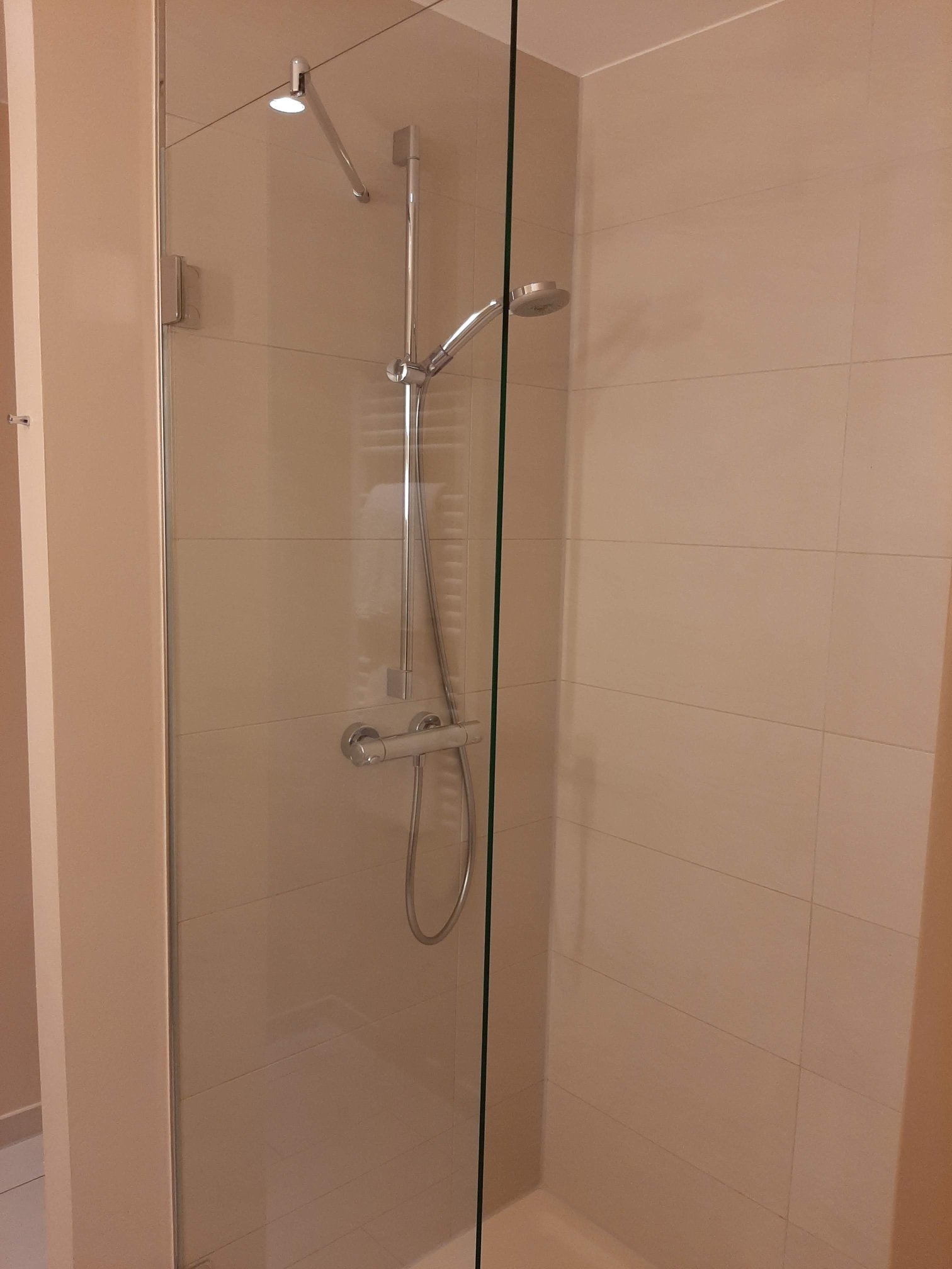 ACHAT Hotel Bremen City-浴室