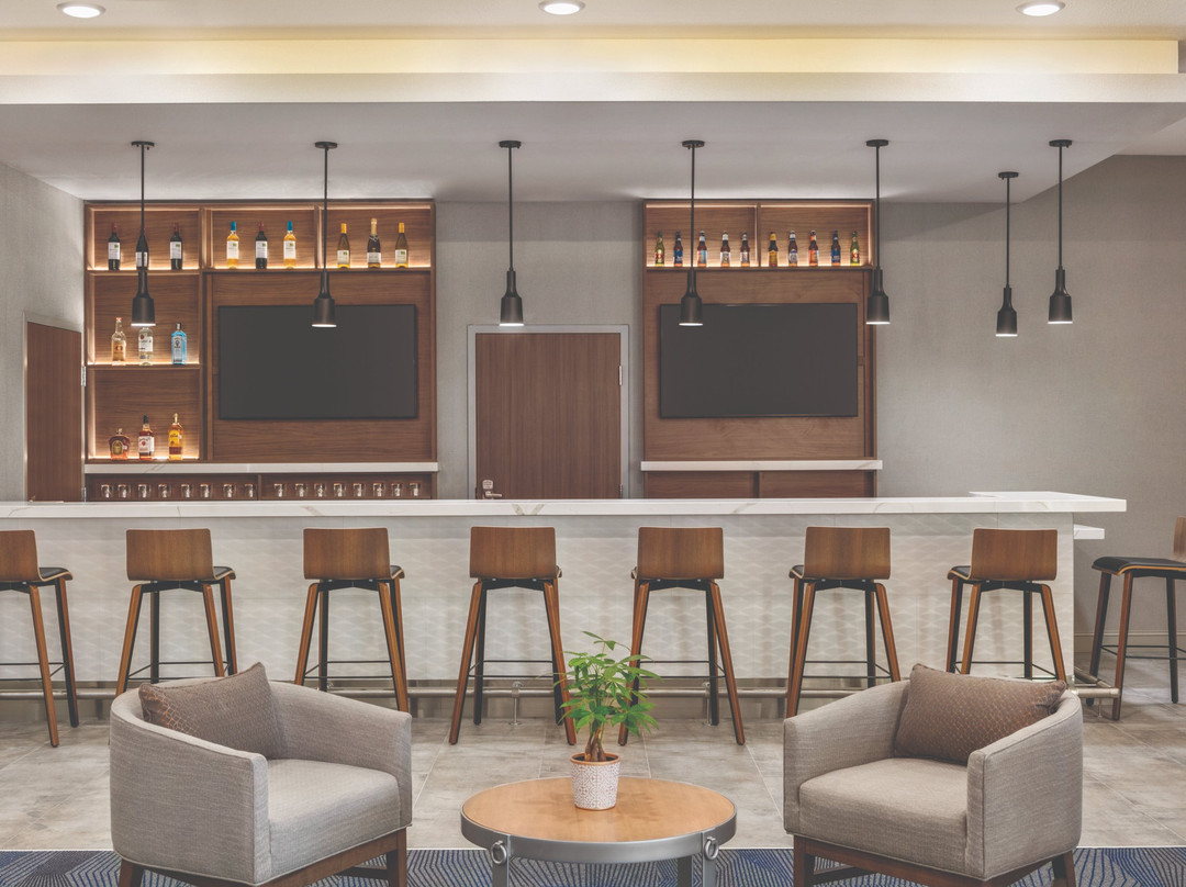 克利奇站北拉昆塔温德姆套房酒店主图