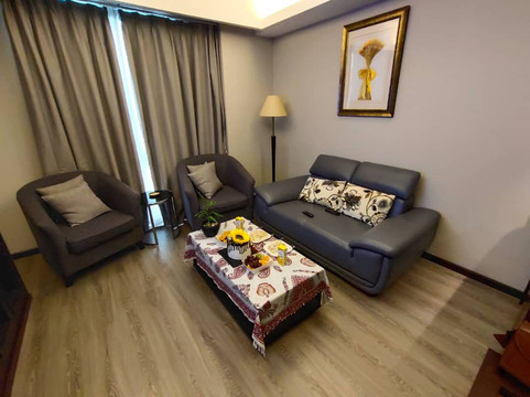 梅里顿酒店主图