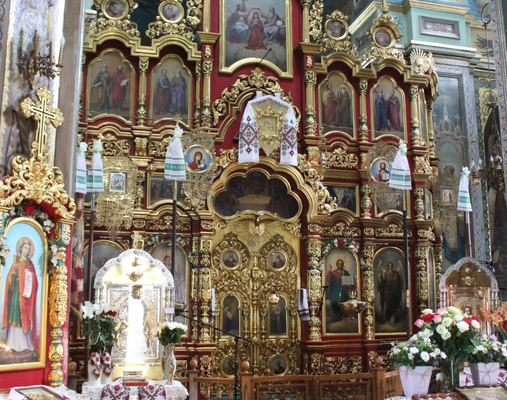 Holy Resurrection Cathedral-罗夫诺必去景点
