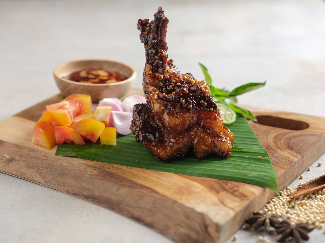 Danginpuri Kelod餐馆和美食-Warung Bendega