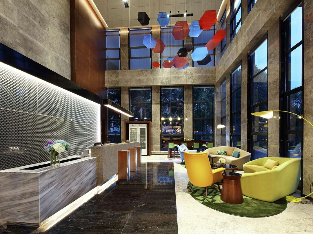 南京南站希尔顿欢朋酒店主图