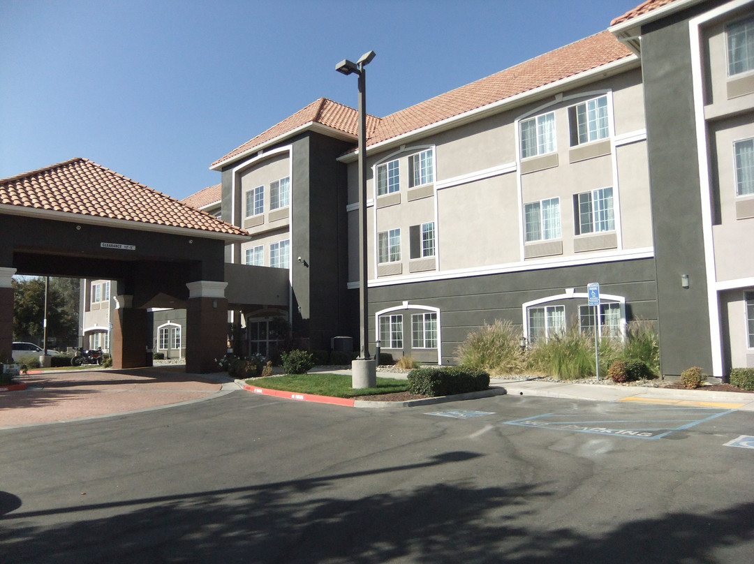 La Quinta Inn & Suites by Wyndham Fresno Northwest主图