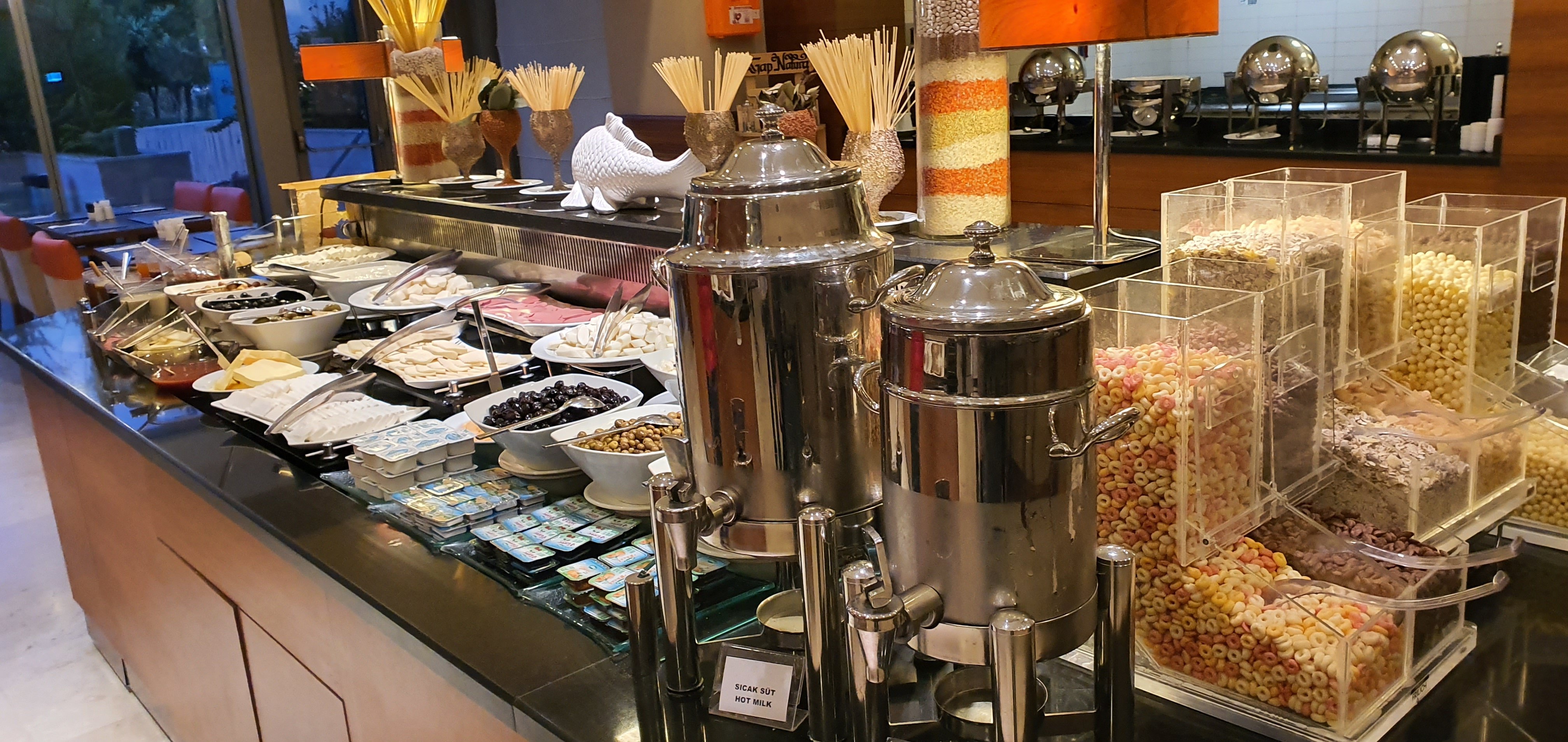 希尔顿花园桑尼乌法酒店-餐饮