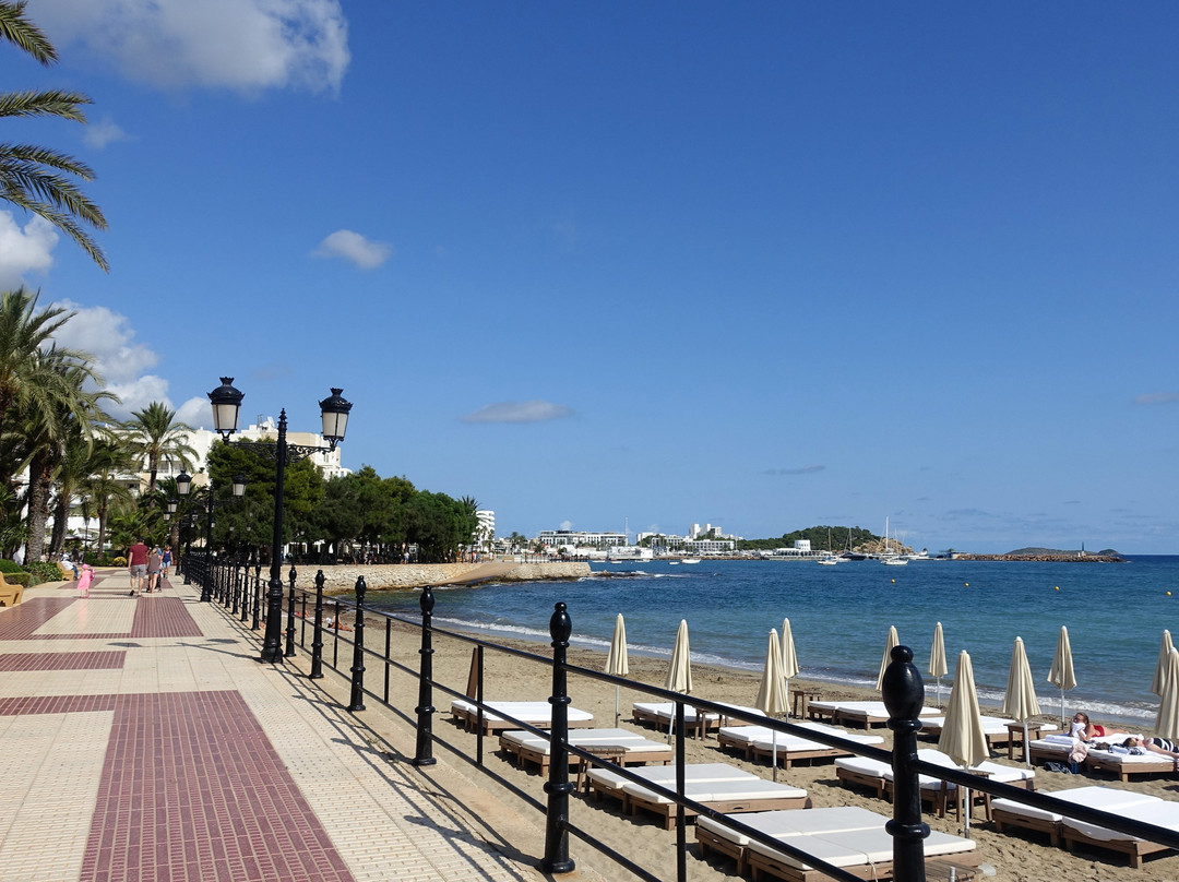 Playa De Santa Eulalia景点图片
