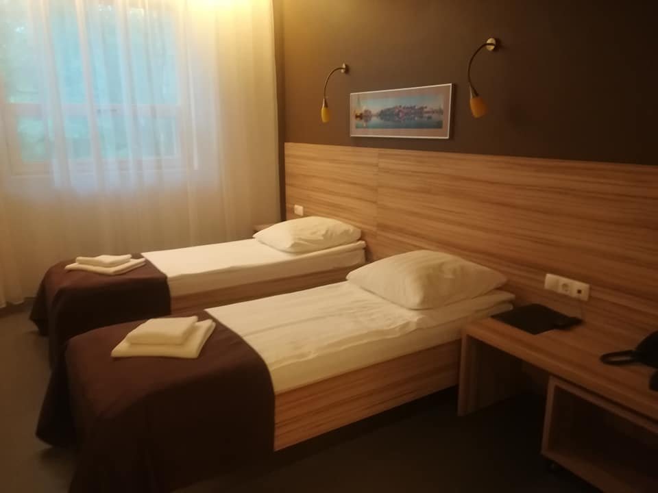 Kirovskie Dachi Motel-官方