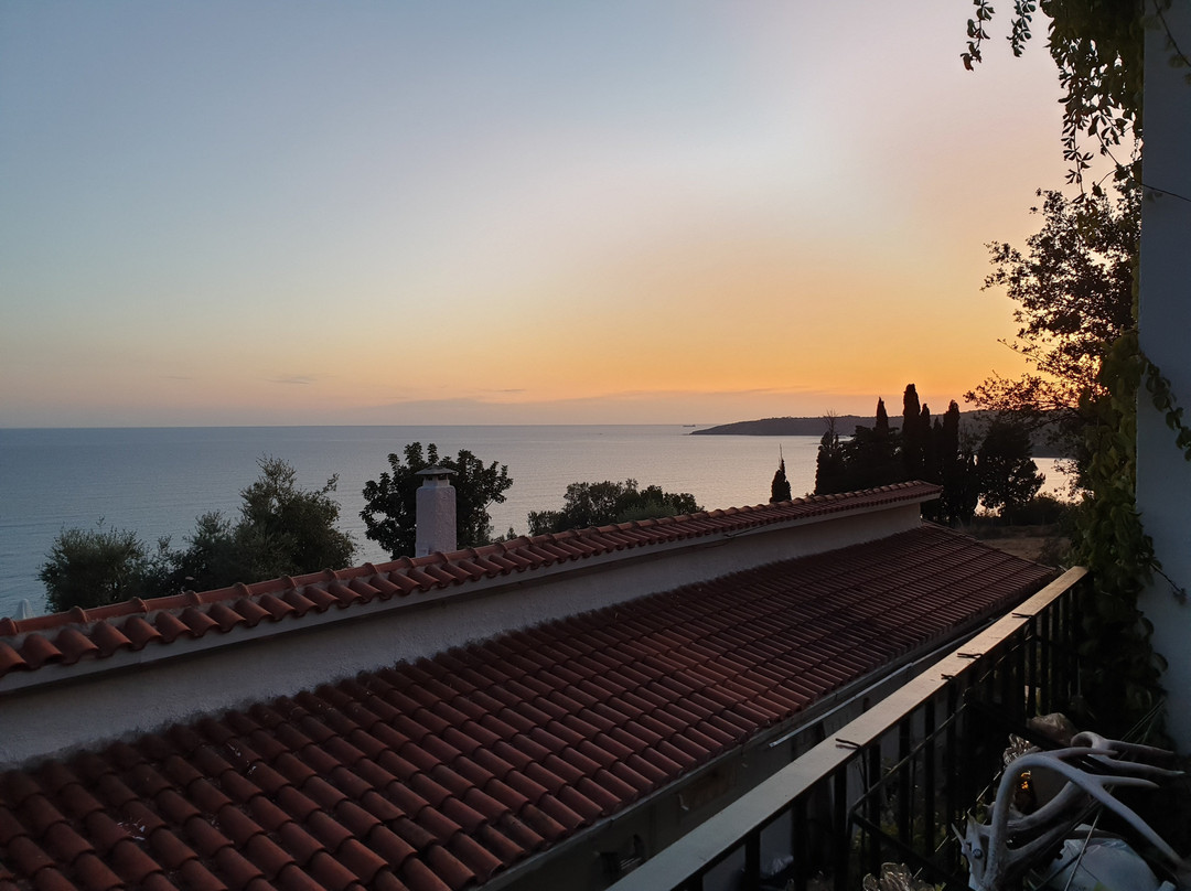 Garbis Villas & Apartments主图