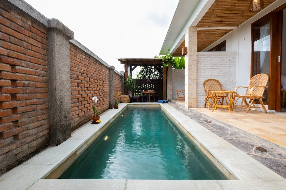 OYO 1493 Surya Villa主图