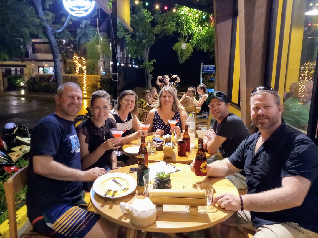 Sea Crab Bar-Cafe-Restaurant Live Music