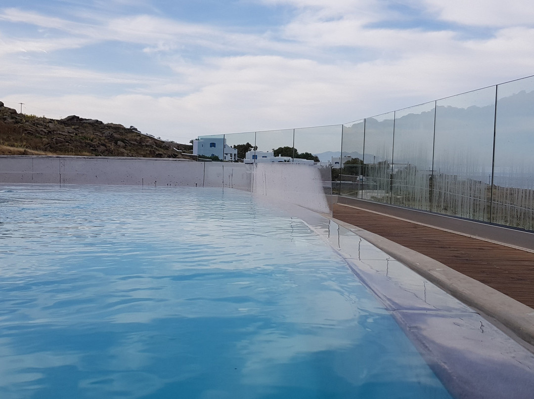 Almyra Guest Houses主图