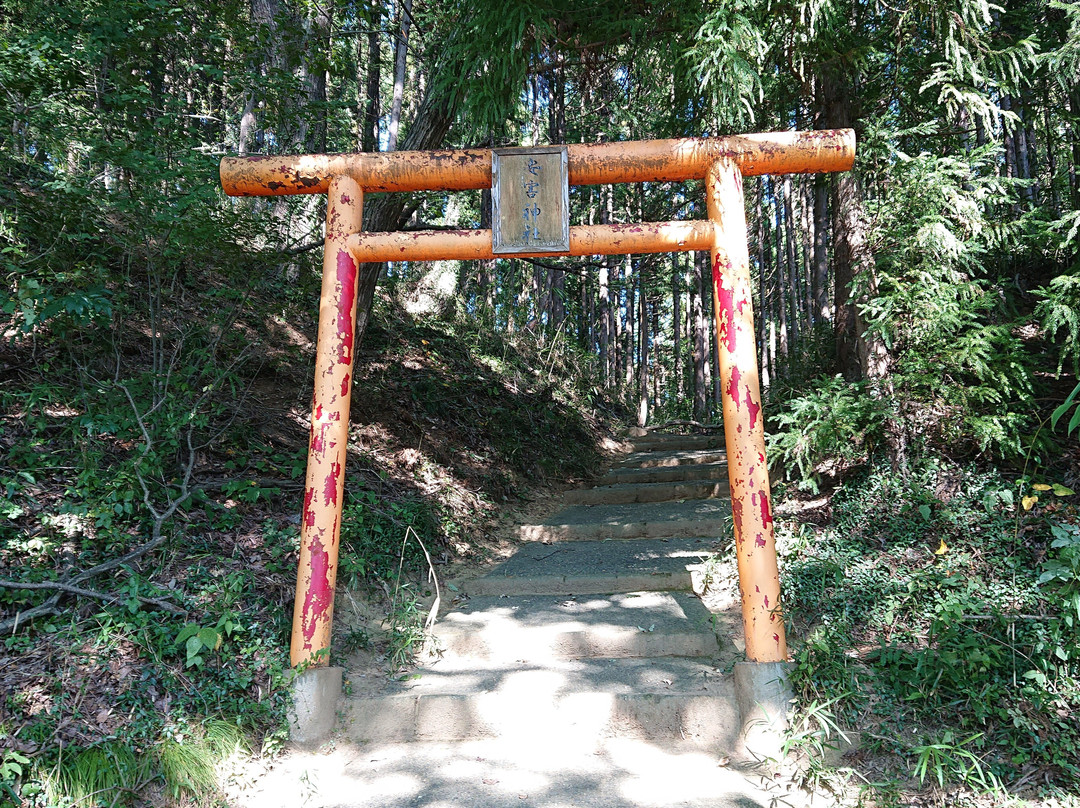 Yogai Shrine景点图片