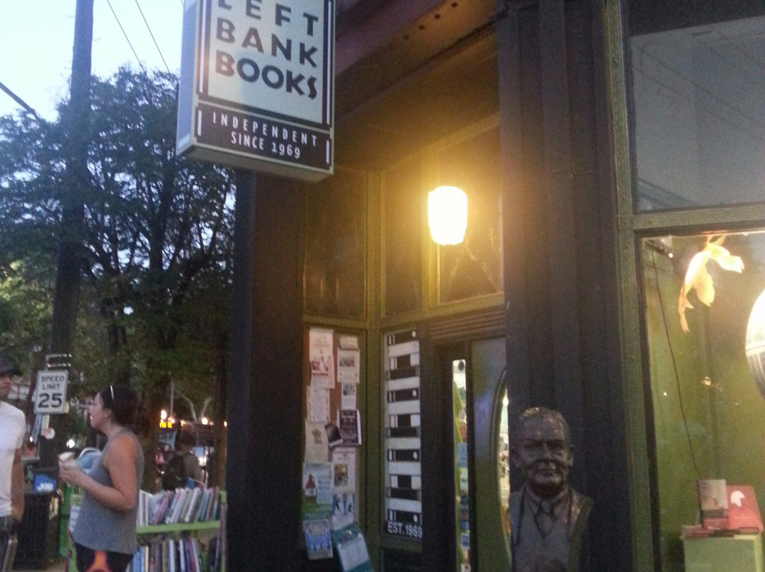 Left Bank Books景点图片