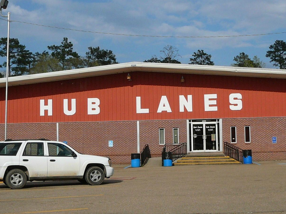 Hub Bowling Lanes景点图片