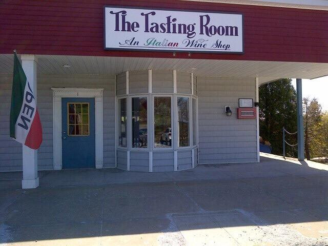 The Tasting Room - An Italian Wine Shop景点图片