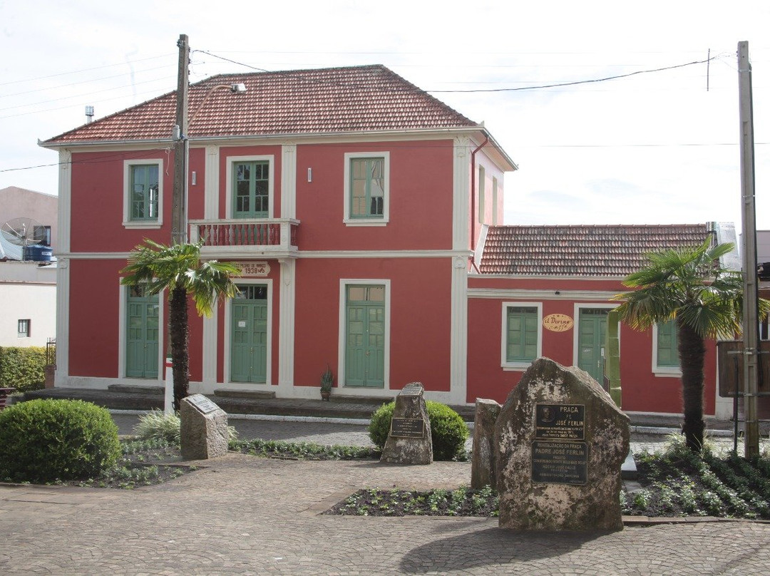 Praça Padre José Ferlin-Monte Belo do Sul必去景点