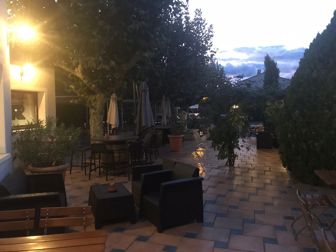 Logis Hôtel le Nouvel主图