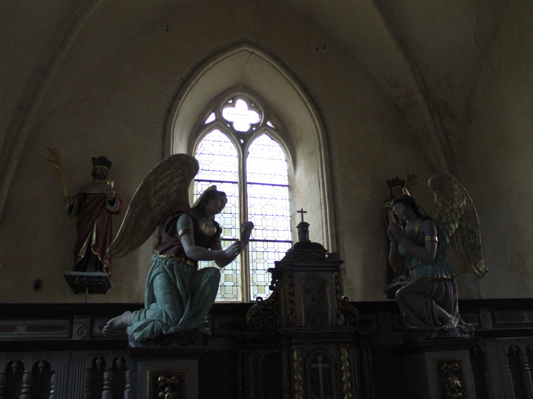 Eglise Saint Come et Saint Damien-Saint-Come-du-Mont必去景点