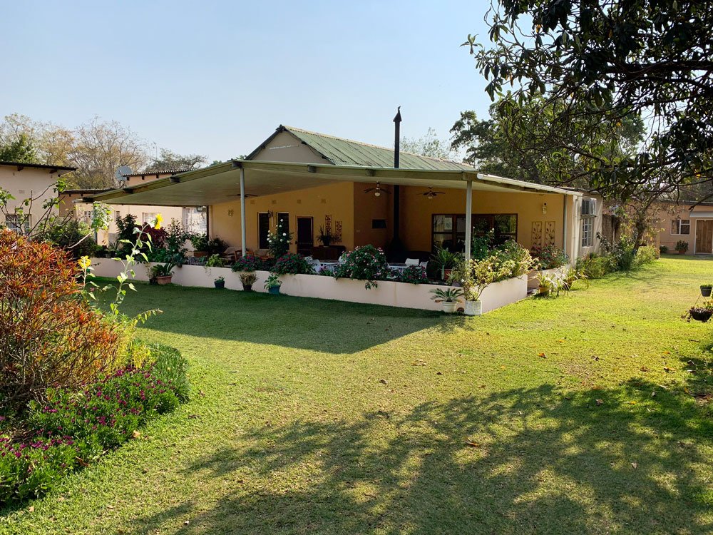 Lowden Lodge-官方