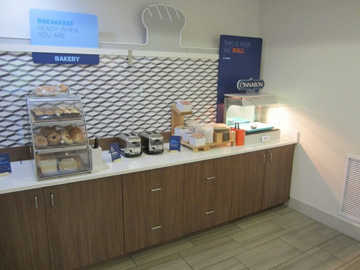 Holiday Inn Express & Suites Mount Airy by IHG主图