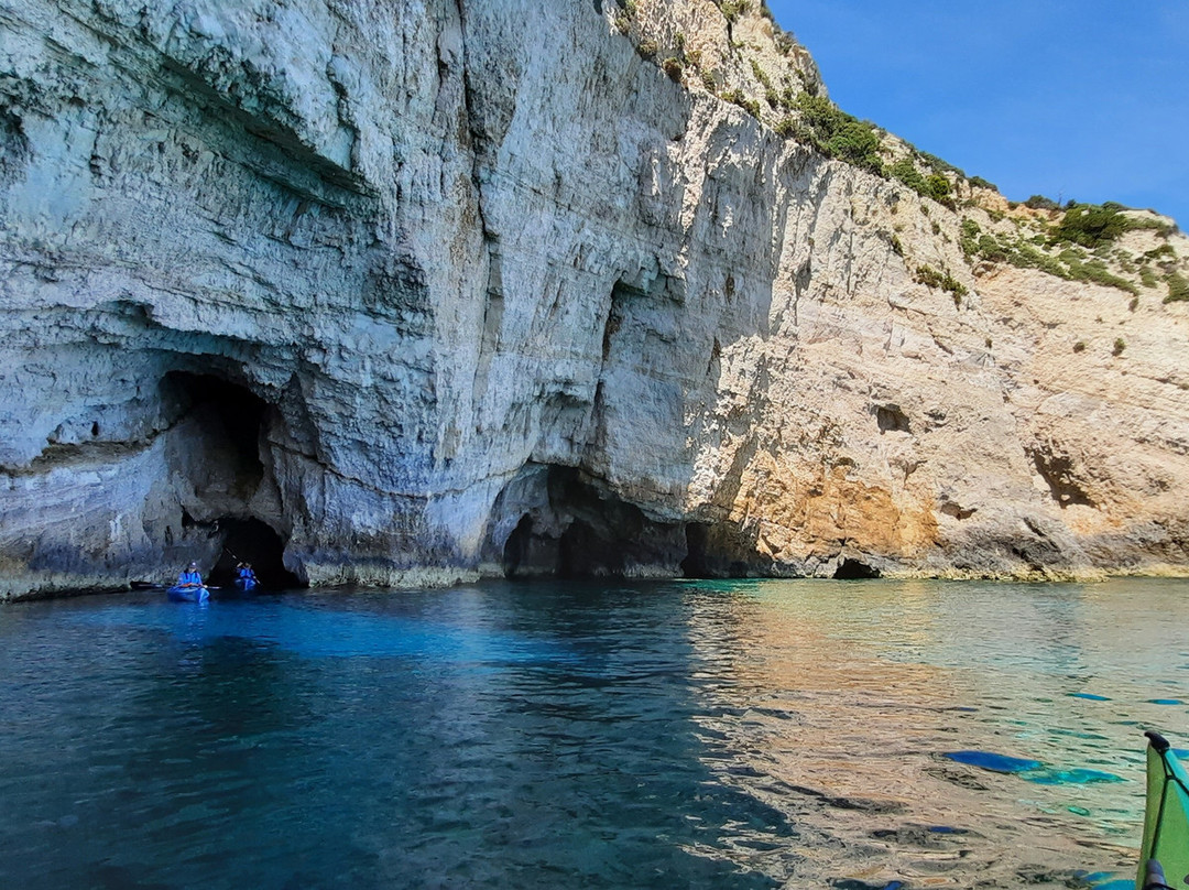 Sea Kayaking Zakynthos景点图片