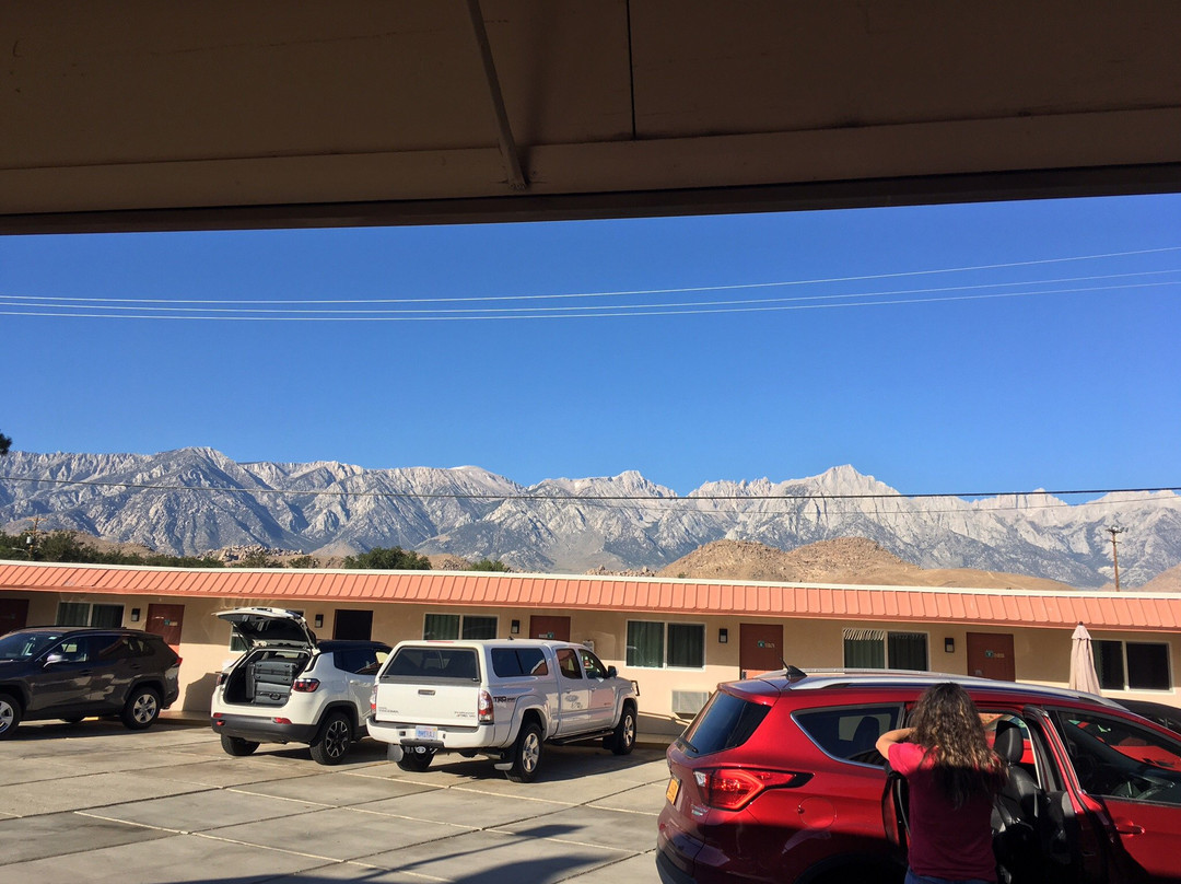 National 9 Trails Motel主图