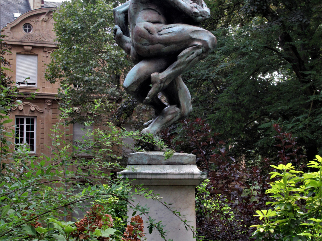 Sculpture L'union-蒂永维尔必去景点