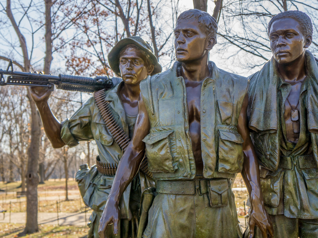 The Three Soldiers景点图片