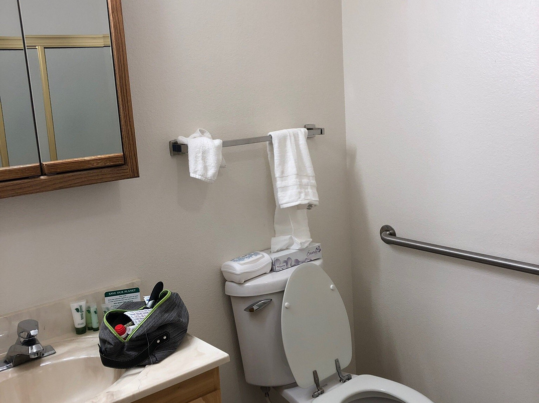 Greenwood Village Inn & Suites主图