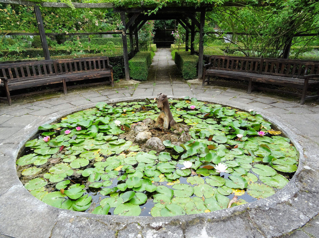 Arboretum des Grandes Bruyeres-Ingrannes必去景点