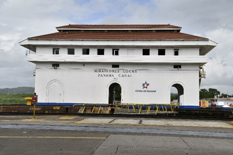 Amber Moon Panama Taxi Service-巴拿马城必去景点