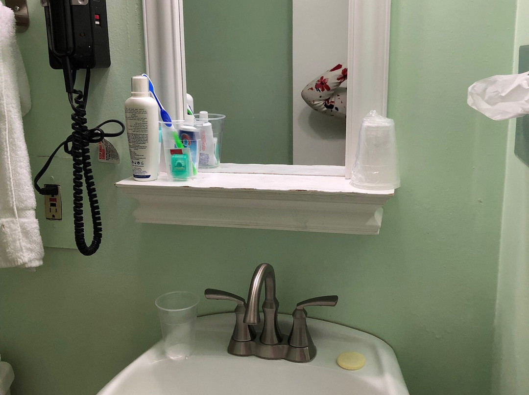 Eagle Crater Lake Inn主图