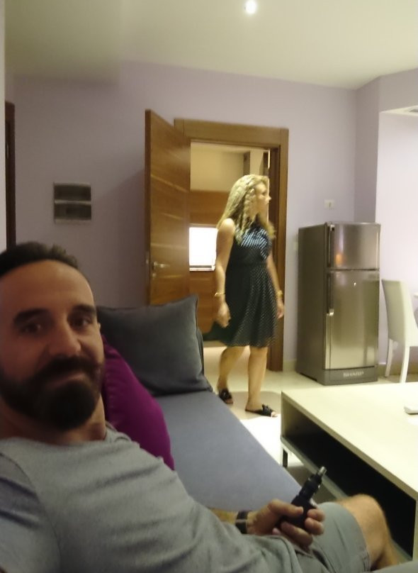 Delora Hotel and Suites主图