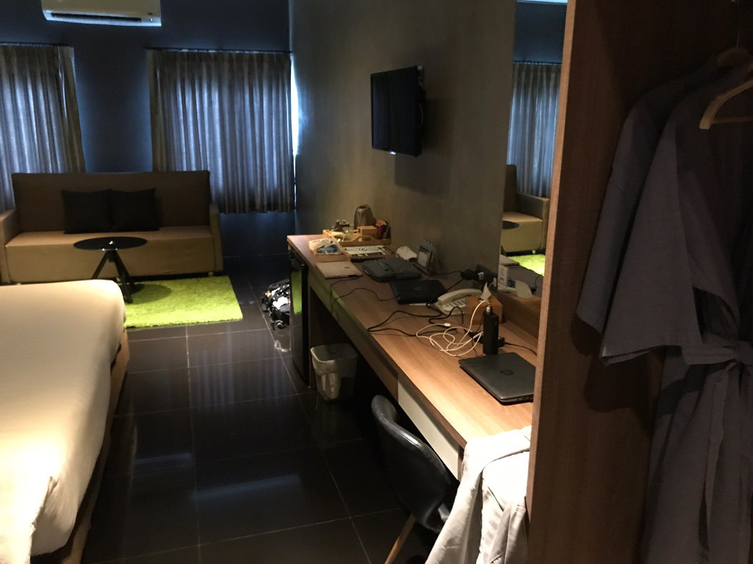 Cresco Hotel Buriram主图
