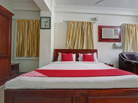 Kooloth Lake View Residency主图