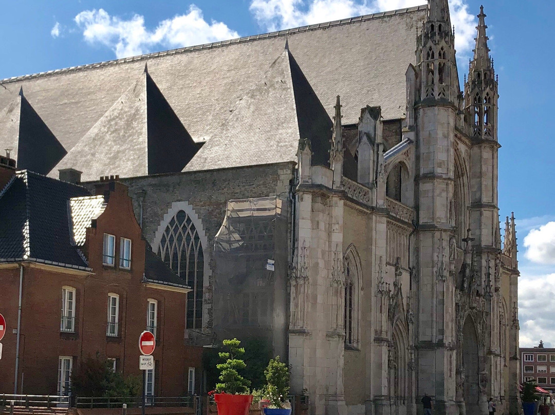 Église Saint-Éloi景点图片