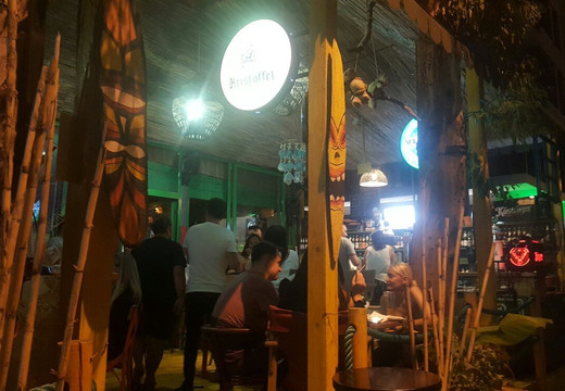 Tiki Bar Tirana-地拉那必去景点