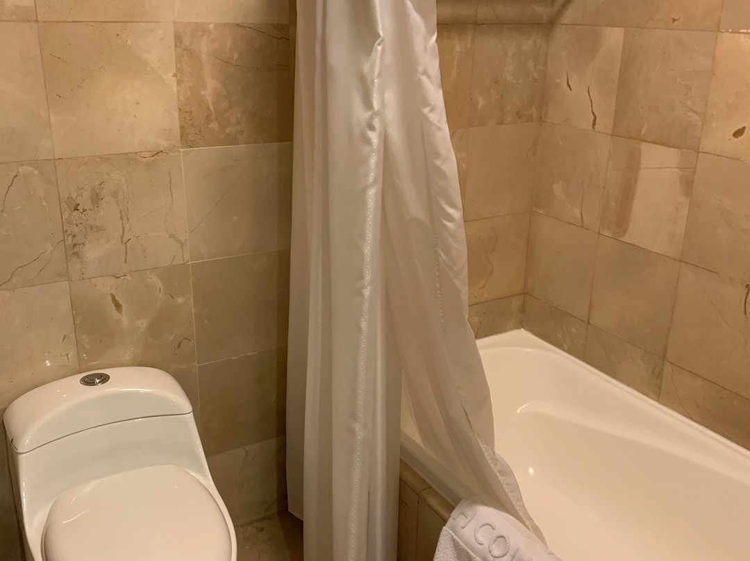 基多皇家NH系列酒店主图