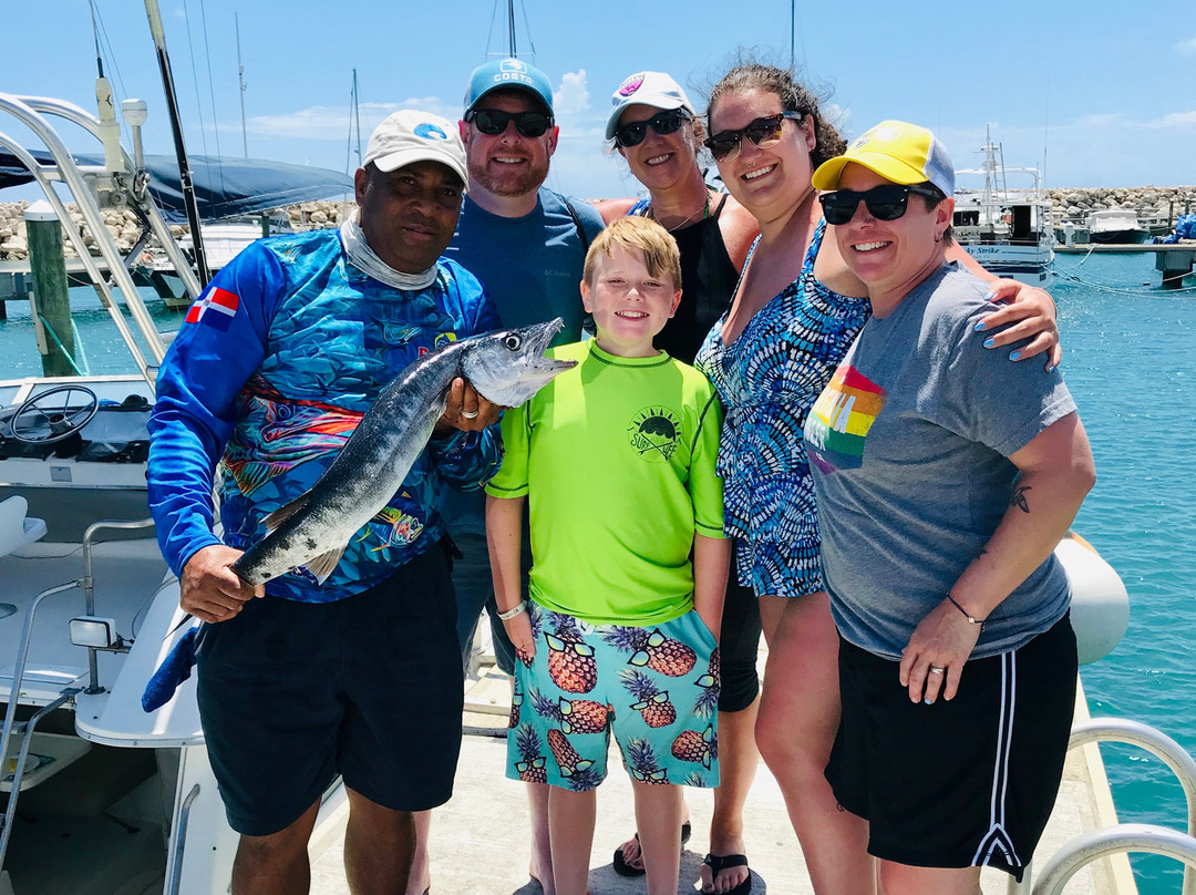 Dona Nina Fishing Tour-普拉塔港必去景点