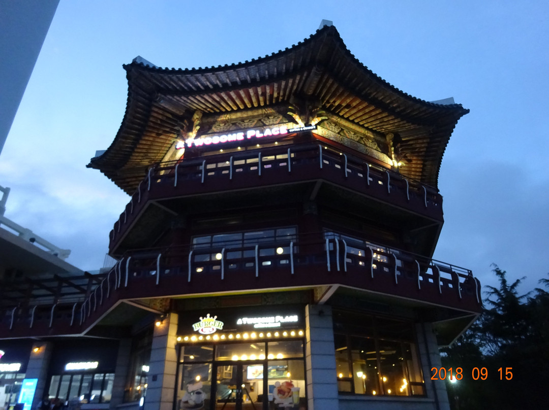 高塔画廊-釜山必去景点