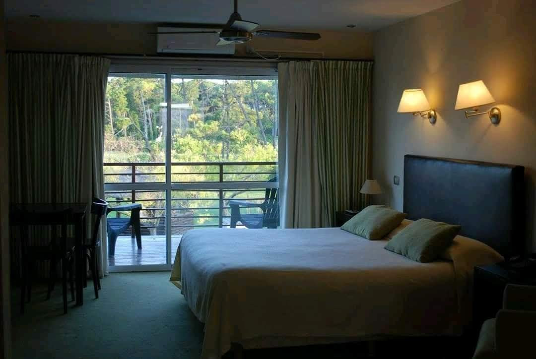 Hotel Puerta del Bosque主图