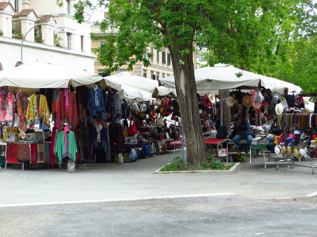 Mercato di Via Sannio景点图片