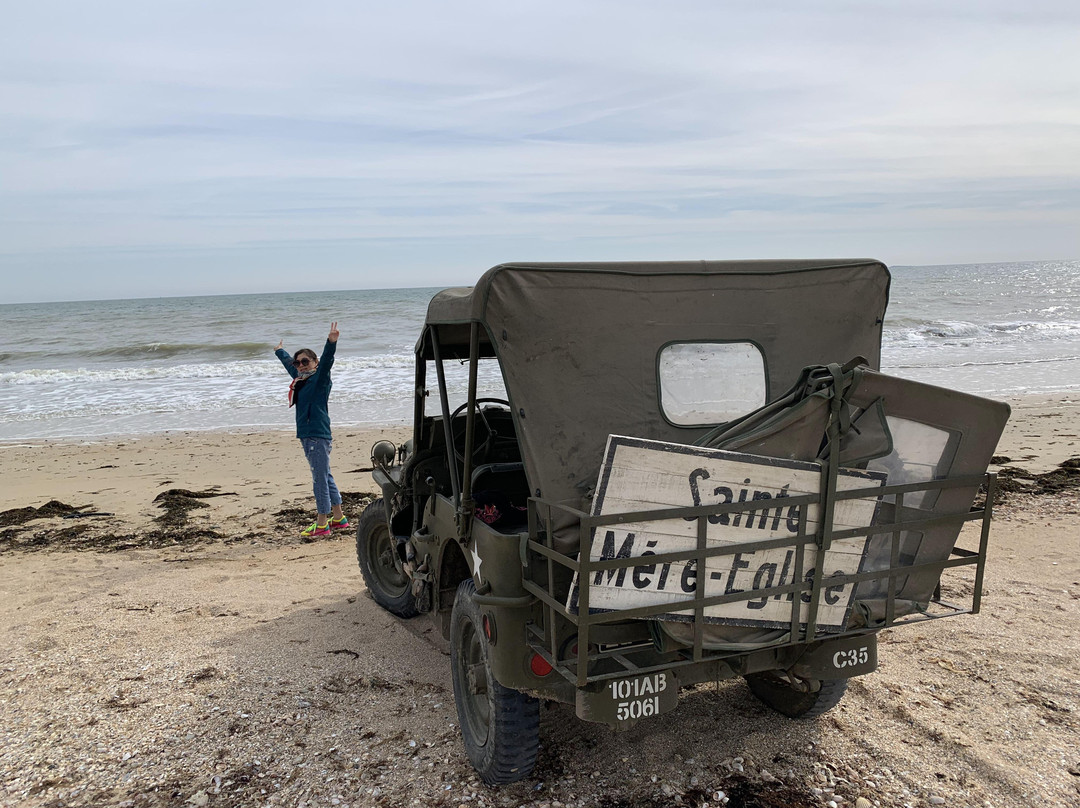 Normandy Jeep Tours景点图片