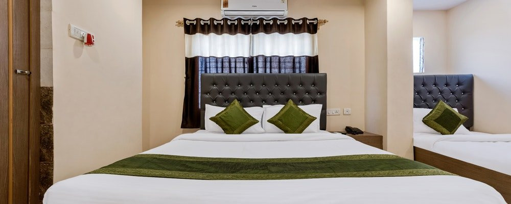 SilverKey Executive Stays 37812 Royal Crown Airport主图