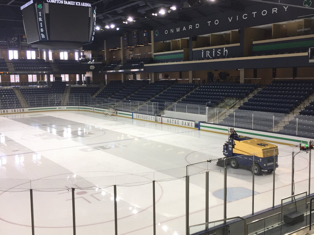 Compton Family Ice Arena-南本德必去景点