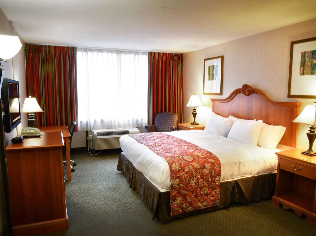 匡蒂科华美达酒店主图